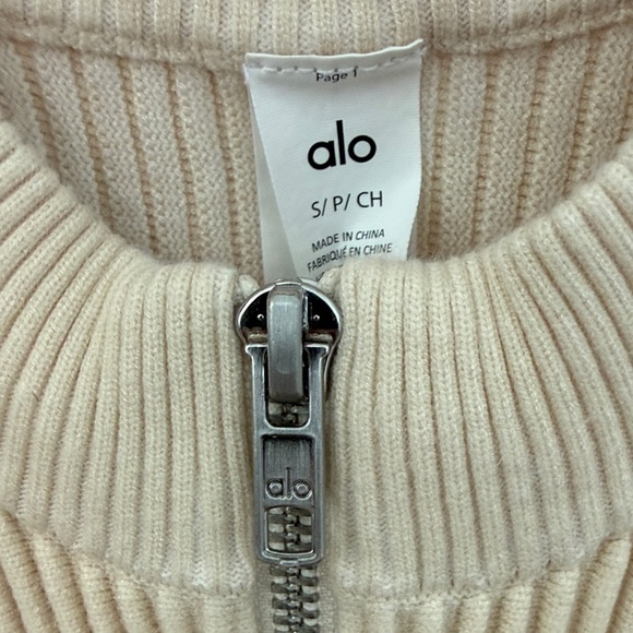 ALO Yoga Cream Ribbed Zip-Up Crop Top - Picture 7 of 7